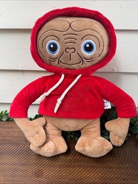 E.T. Fetch Plush Dog Toy 8” Squeeks